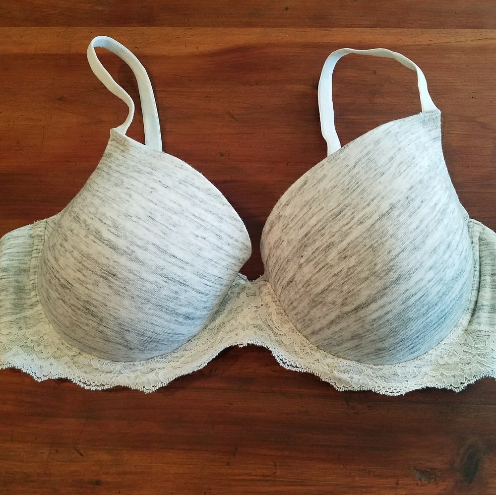 Tee shirt bra